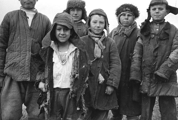 Жители советских деревень во время Второй мировой войны глазами немецких солдат (34 фото)
